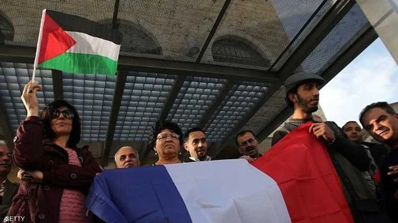 أعلنت تحيزها لفلسطين .. لأول مرة في التاريخ فرنسا توجه صفعة قوية لإسرائيل!